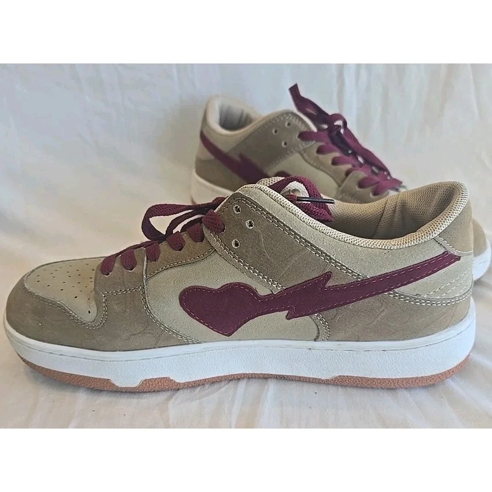 New Nibok Brown and Red Heart Shoes Sneakers  Unisex Women's‎ 11, Men's 9.5